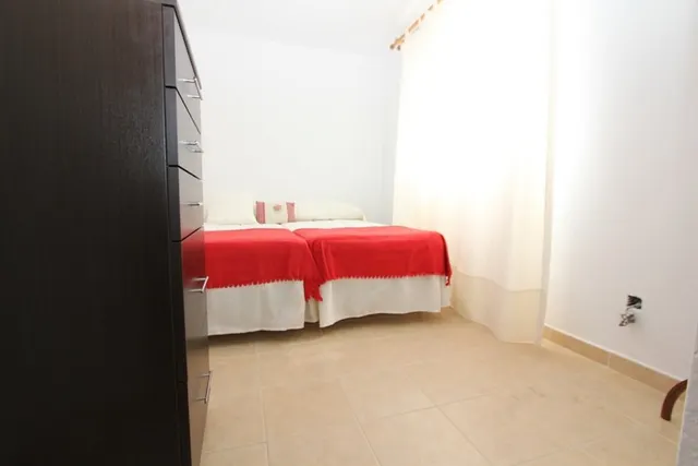 villa independiente 1º linea de playa cabopino — 17