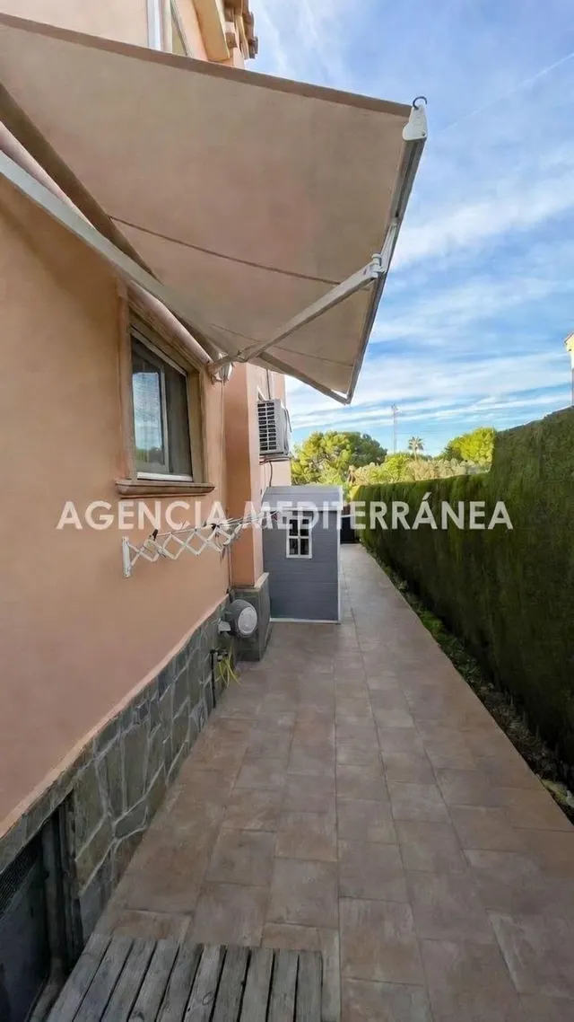 Espectacular chalet independiente con piscina privada en la cañada — 19