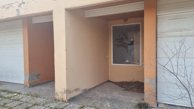 Casa independiente a la venta de 645 m2 construidos en el Alto de La Muela. — 21