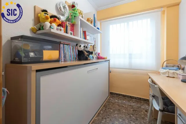 Se vende amplio piso en zona céntrica de Torrent — 12