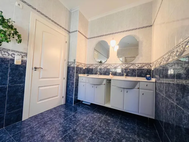 Chalet con piscina privada y vistas al mar en zona ermita – Vinaròs — 38