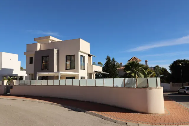 Villa 3 habitaciones 233m² en venta - La alberca — 17