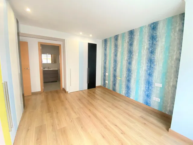 Impecable Piso Reformado en el Corazón de Gandía — 18