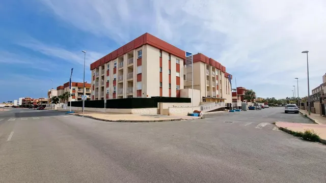 Nuevo proyecto a la venta, pisos de 1 o 2 habitaciones desde - foto 2