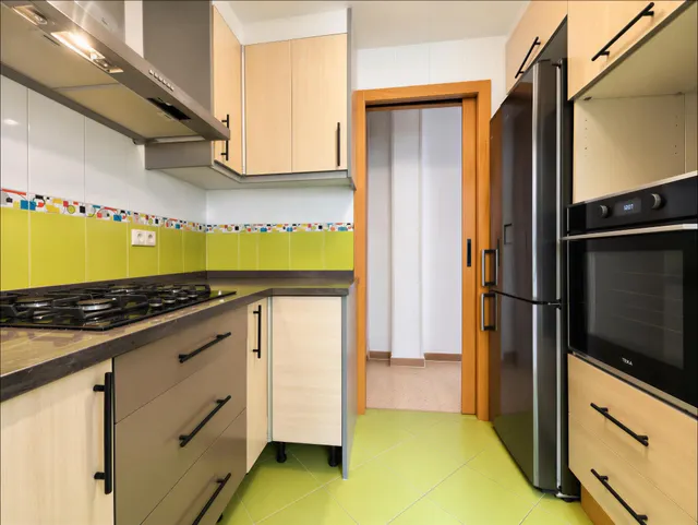 PISO A LA VENTA EN ALBORAYA — 24