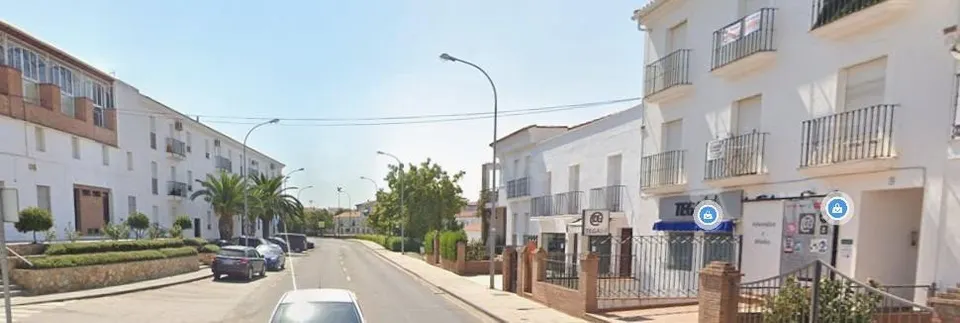 LOCAL COMERCIAL EN LLERENA