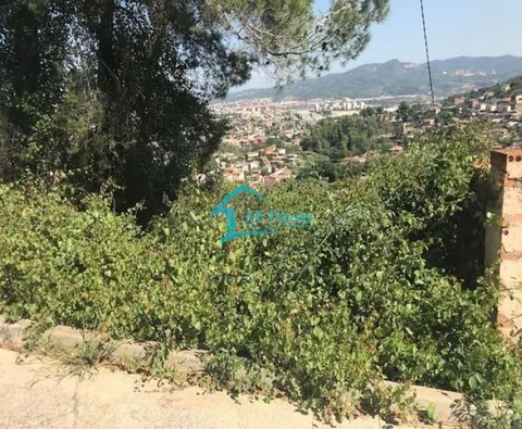EN VENTA SUELO URBANO RESIDENCIAL EN Calle dels Pins 38 en SANT VICENÇ DELS HORTS (Barcelona).
