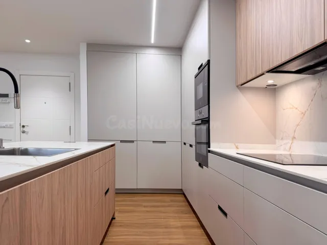 ESPECTACULAR PISO EN PLENA MILLA DE ORO DE PONTEVEDRA - foto 3