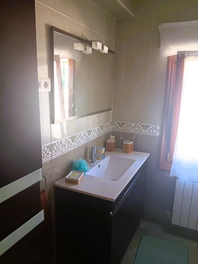 Se Vende Chalet con Terreno  en Valle de Mena — 8