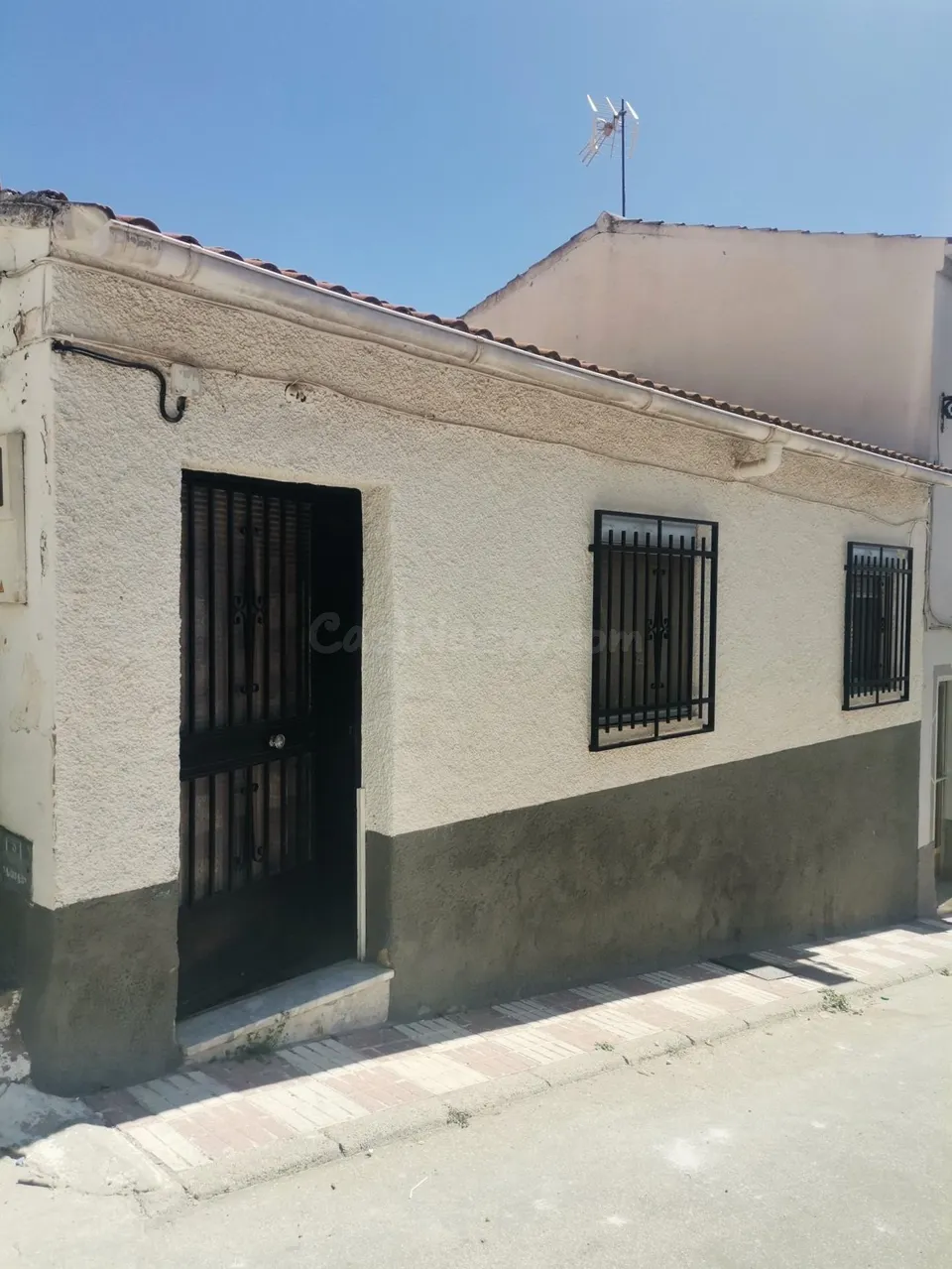 SE VENDE CASA EN PEGALAJAR