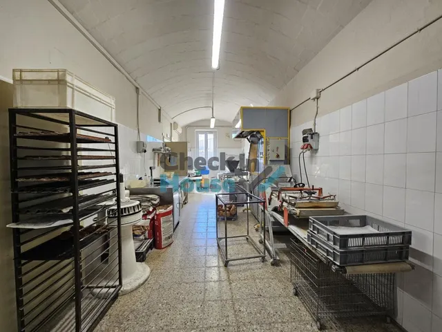 Local comercial en Alquiler en Celra Girona — 8