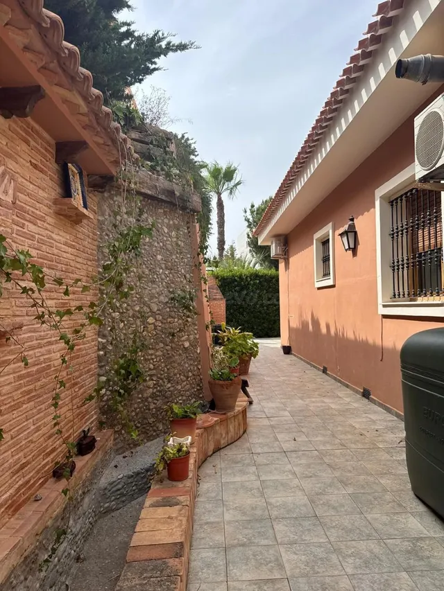 GRAN VILLA DE LUJO EN ORIHUELA COSTA, 4 HAB, 3 BAÑOS - foto 4