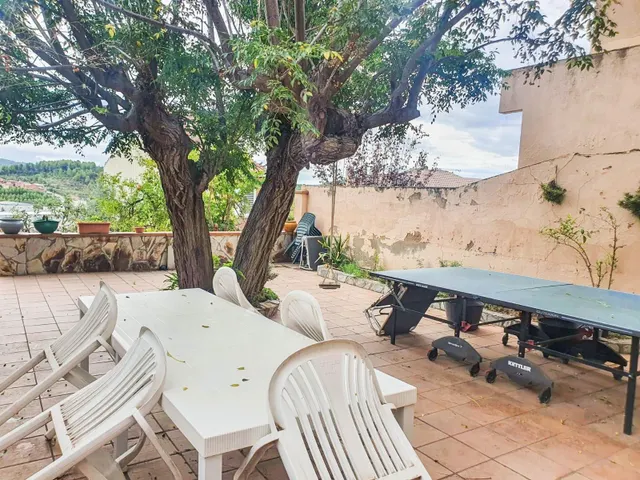 Casa a la venta en El Papiol con espectaculares vistas despejadas — 2