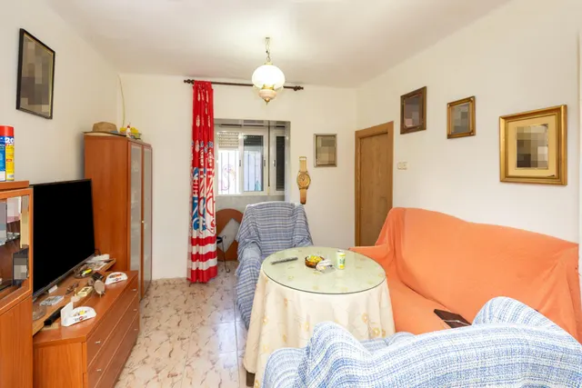 Vivienda en planta baja en el Zaidin. — 7