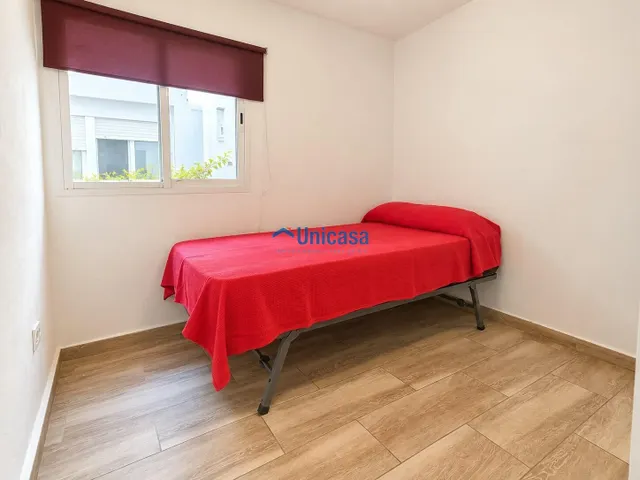 Piso reformado de 2 dormitorios junto a carlos haya | ideal para vivir o invertir — 15