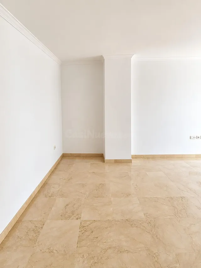 LUMINOSO PISO DE 2 habitaciones CON TERRAZA, PISCINA Y GARAJ - foto 4