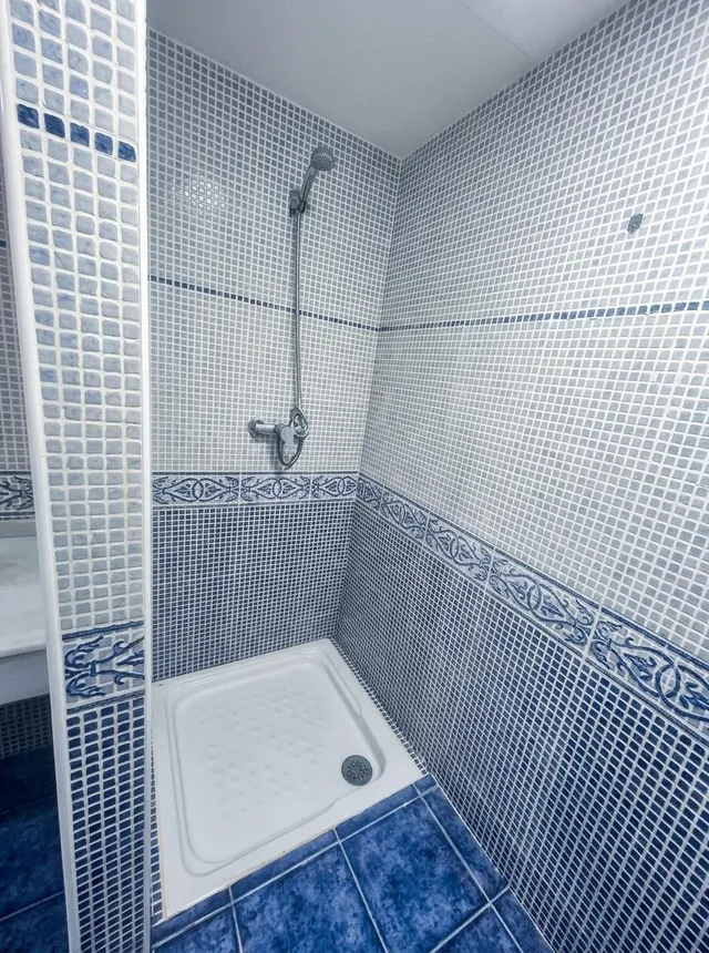 Oferta de piso de 2 dormitorios con plaza de garaje y trastero en la duquesa — 12