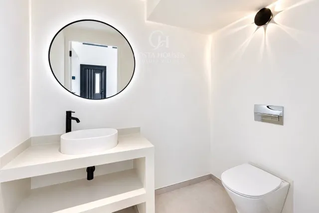 Villa arbela · luz, vida exterior y vistas abiertas al montgo en javea — 20