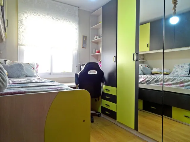 Piso de cuatro habitaciones en Teatinos — 20