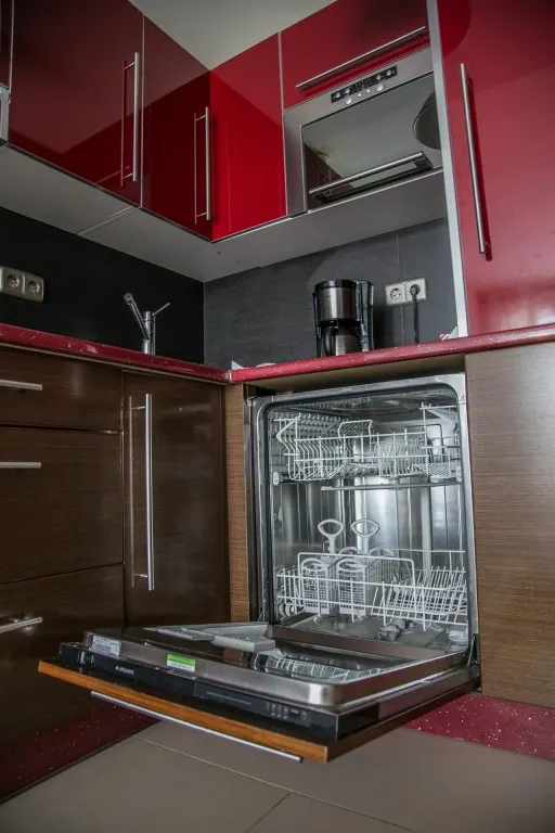 Oficina tipo loft con garaje y piscina en santa leonor — 8