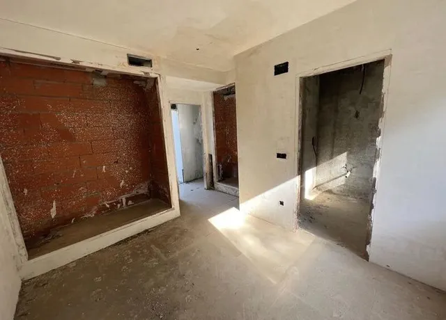 CASA OBRA PARADA 272 M2 EN RONDA POBLAT IBERIC, LLORET DE MAR, GIRONA — 10