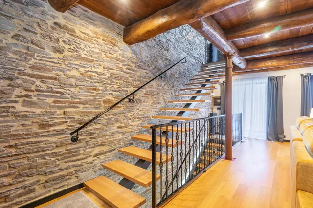 CASA CON ENCANTO EN LUGO — 40