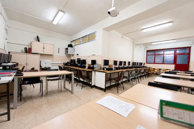 Local comercial 30 habitaciones 1355m² en venta - Pueblo Nuevo — 18