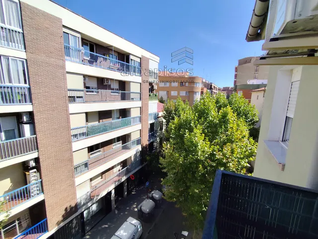 ⚠️ IMPORTANTE: es un CUARTO PISO SIN ASCENSOR. Máximo 2 personas. No se admiten animales. Se solicita documentación de solvencia. — 6