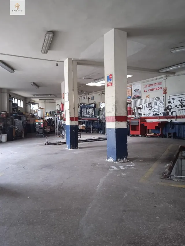 🔧 ¡Oportunidad única! Empire Homes vende local comercial en  - foto 4