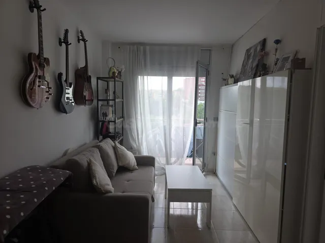 Estudio con plaza de parking en venta en Figueres - foto 2