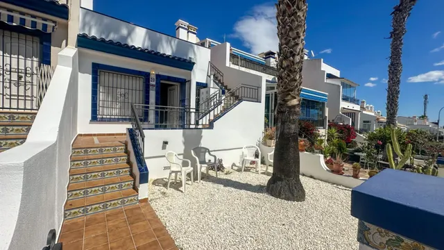 Adosado 2 habitaciones 64m² en venta - Villamartín-Las Filip - foto 2