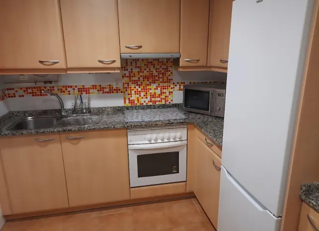 PISO EN ALQUILER EN BARROCANES – CALLE ANTONIO ROMÁN, OURENSE — 5