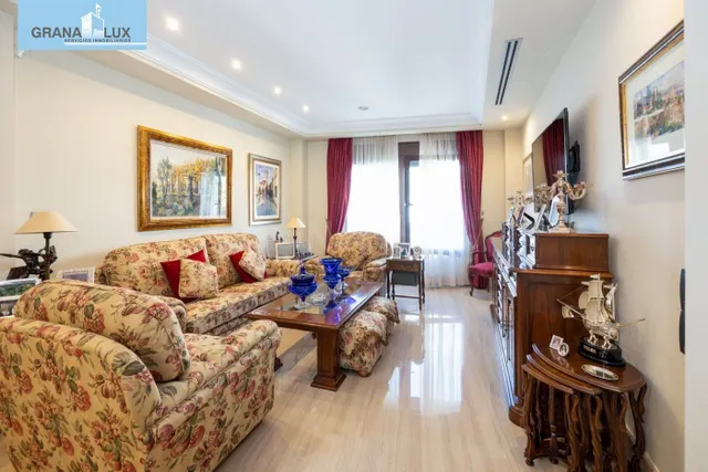 A la venta Chalet de lujo en Granada - foto 3