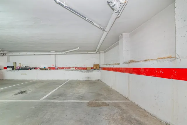 PISO CON GARAJE JUNTO PARADA METRO — 22