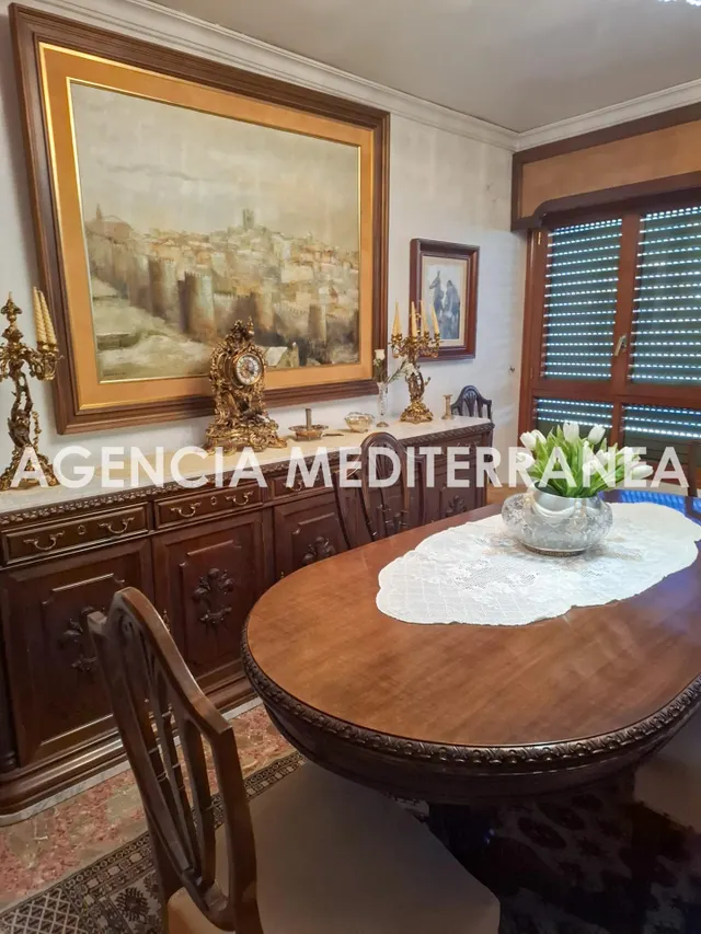 Piso 8 habitaciones 291m² en venta - Oliva pueblo — 24