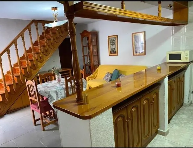 CASA A 50 METROS DE LA PLAYA — 5
