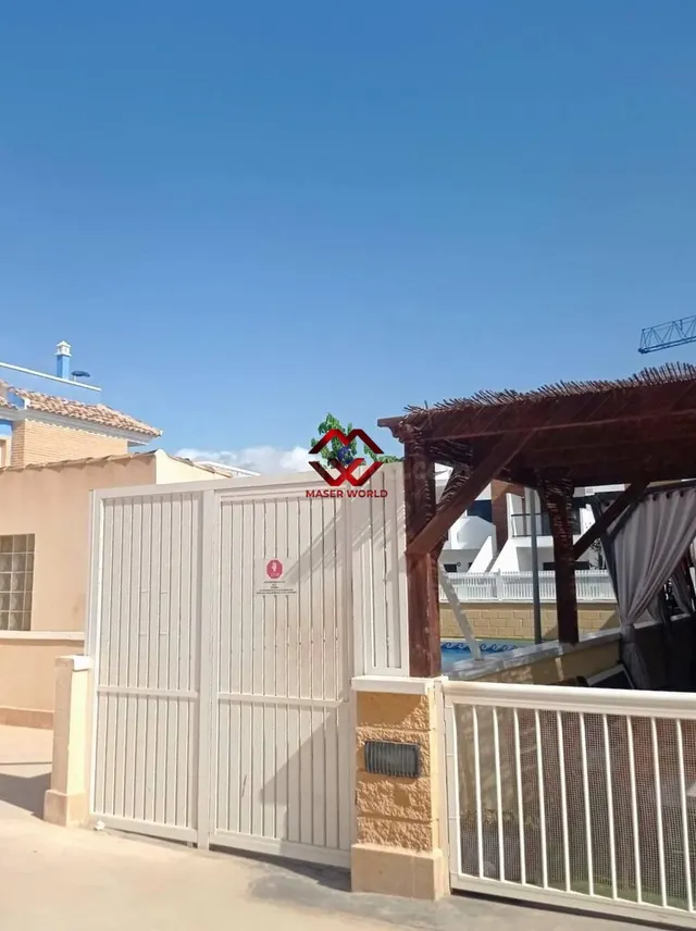 Chalet adosado con piscina comunitaria a 900 m de la playa en El Mojón — 5