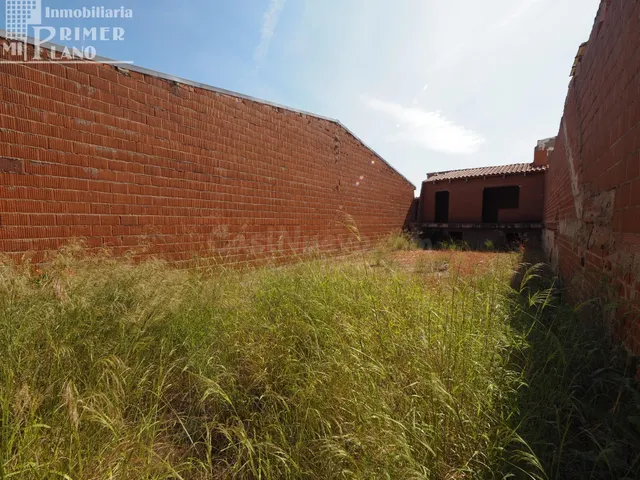 *¡OPORTUNIDAD! Solar en venta de 180 m2 junto a Calle Matade - foto 4