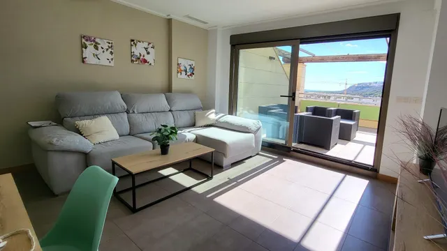 Apartamento 2 Dormitorios y 2 Baños gran terraza con vistas  1ª linea Piscina garajes y trastero — 22