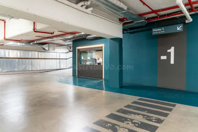 Parking 12m² en alquiler - Eixample — 3