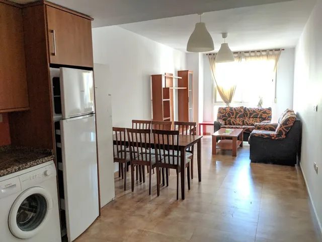 ¡Oportunidad de Inversión en el Corazón de Granada! — 20