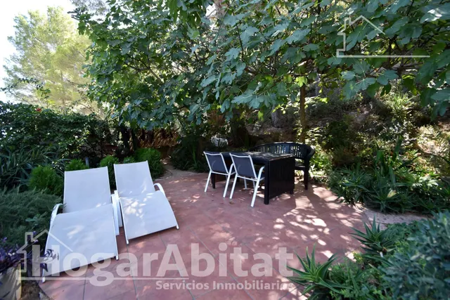 ¡chalet totalmente reformado con licencia turística! amplio con 4 viviendas independientes y piscina privada — 8
