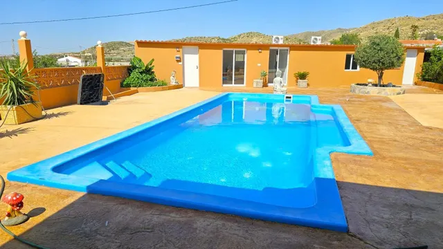 Acogedora Casa en Mesell, El Campello (Alicante) — 9