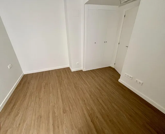Moderno Apartamento en Fuengirola con Vistas y Amplias Zonas Comunes — 28