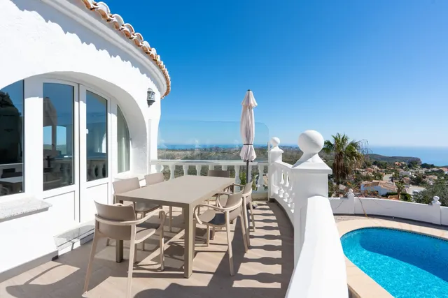 Villa 4 habitaciones 250m² en venta - Cumbre del Sol