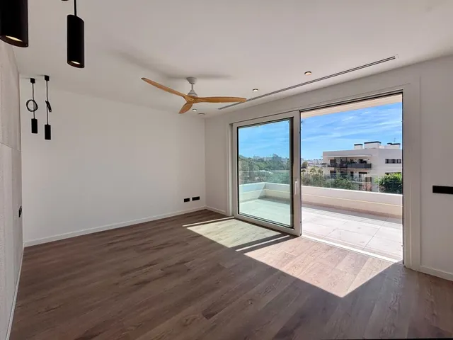 Cala Blanca · Arquitectura, diseño y una nueva forma de vivir Sitges — 16