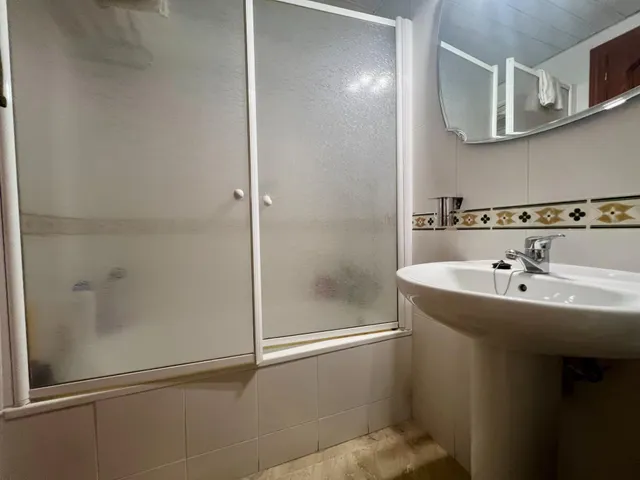 ¡espectacular piso con garaje, piscina, gimnasio y vigilancia 24 horas en calle maría maribrán! ✨ — 25