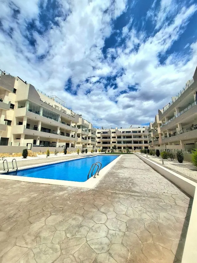 Apartamento de Lujo con Vistas al Mar y Espectacular Terraza - foto 4