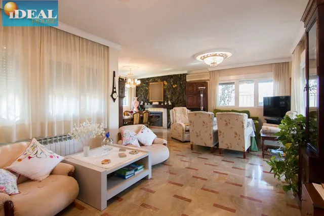 A6096J1. MAGNIFICO CHALET CON PISCINA EN COLINAS BERMEJAS — 40