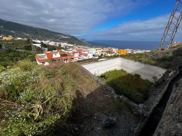 FINCA RÚSTICA CON ESTANQUE Y CUARTO DE APEROS EN ICOD DE LOS VINOS — 41